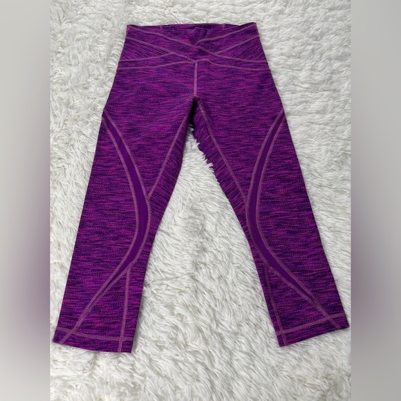 Lululemon | Free Flow Crop - Picture 4 of 8